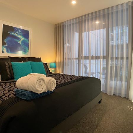 The Gallery Luxe 1 Bedroom Executive Apartment In The Heart Of Braddon Wine Secure Parking Wifi Canberra Exterior photo