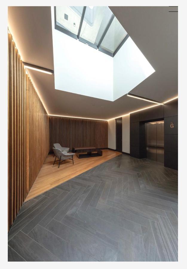 The Gallery Luxe 1 Bedroom Executive Apartment In The Heart Of Braddon Wine Secure Parking Wifi Canberra Exterior photo