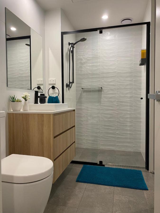 The Gallery Luxe 1 Bedroom Executive Apartment In The Heart Of Braddon Wine Secure Parking Wifi Canberra Exterior photo