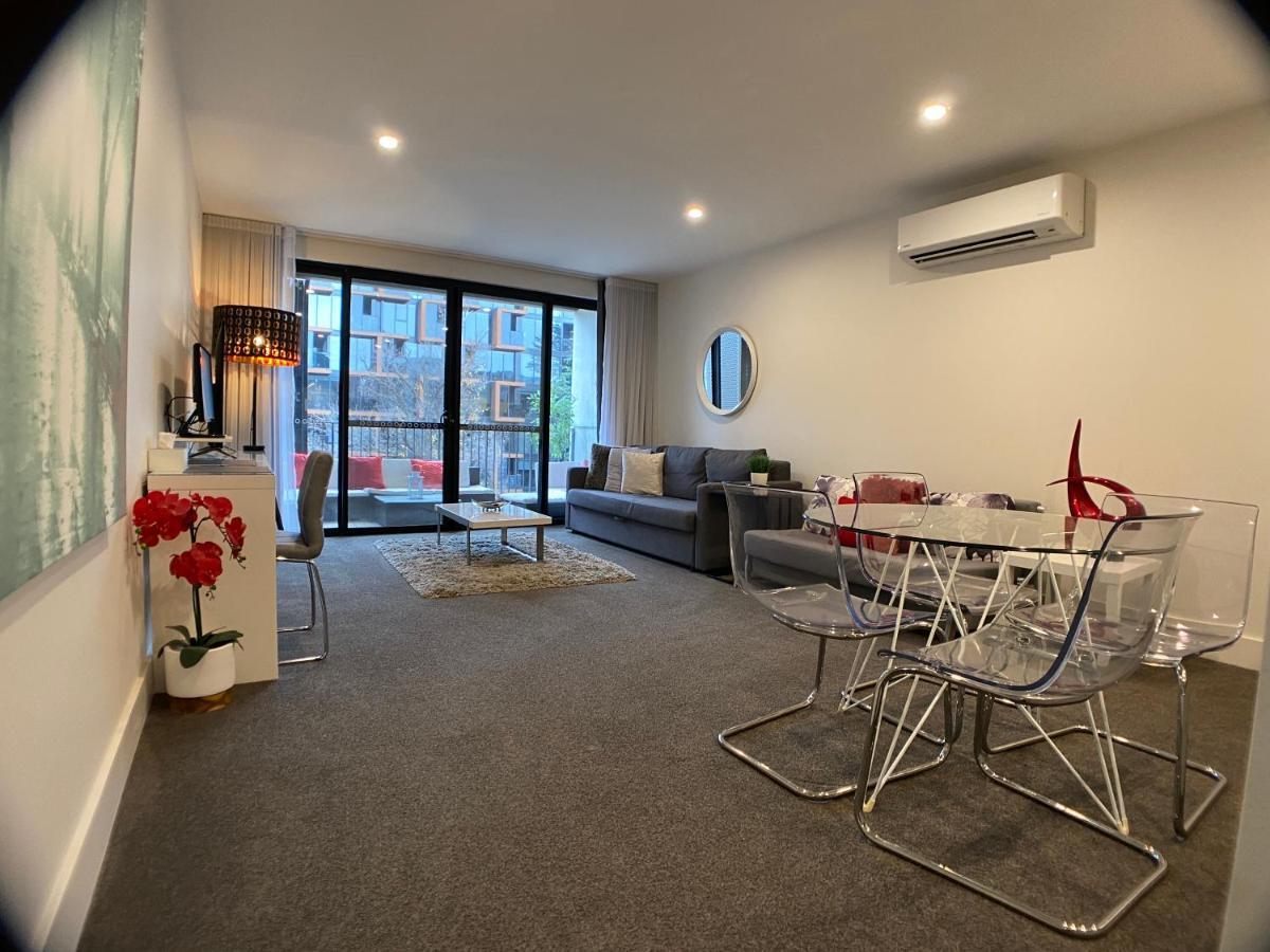 The Gallery Luxe 1 Bedroom Executive Apartment In The Heart Of Braddon Wine Secure Parking Wifi Canberra Exterior photo